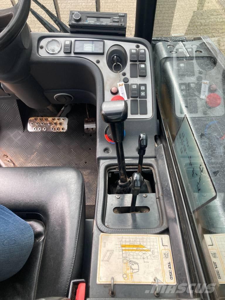 JCB TLT 35D 4x4 مناولات متداخلة