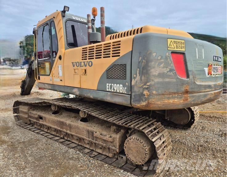 Volvo EC 290 B LC حفارات زحافة