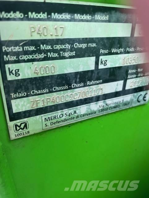 Merlo P 40.17 مناولات متداخلة