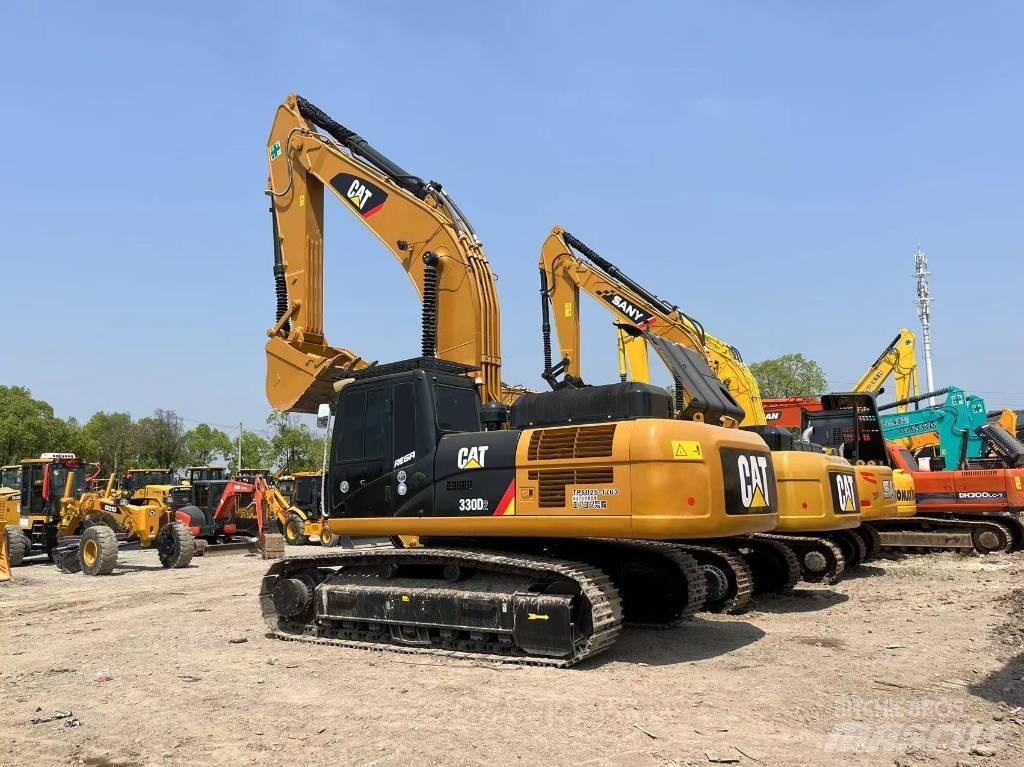 CAT 330D2 حفارات زحافة