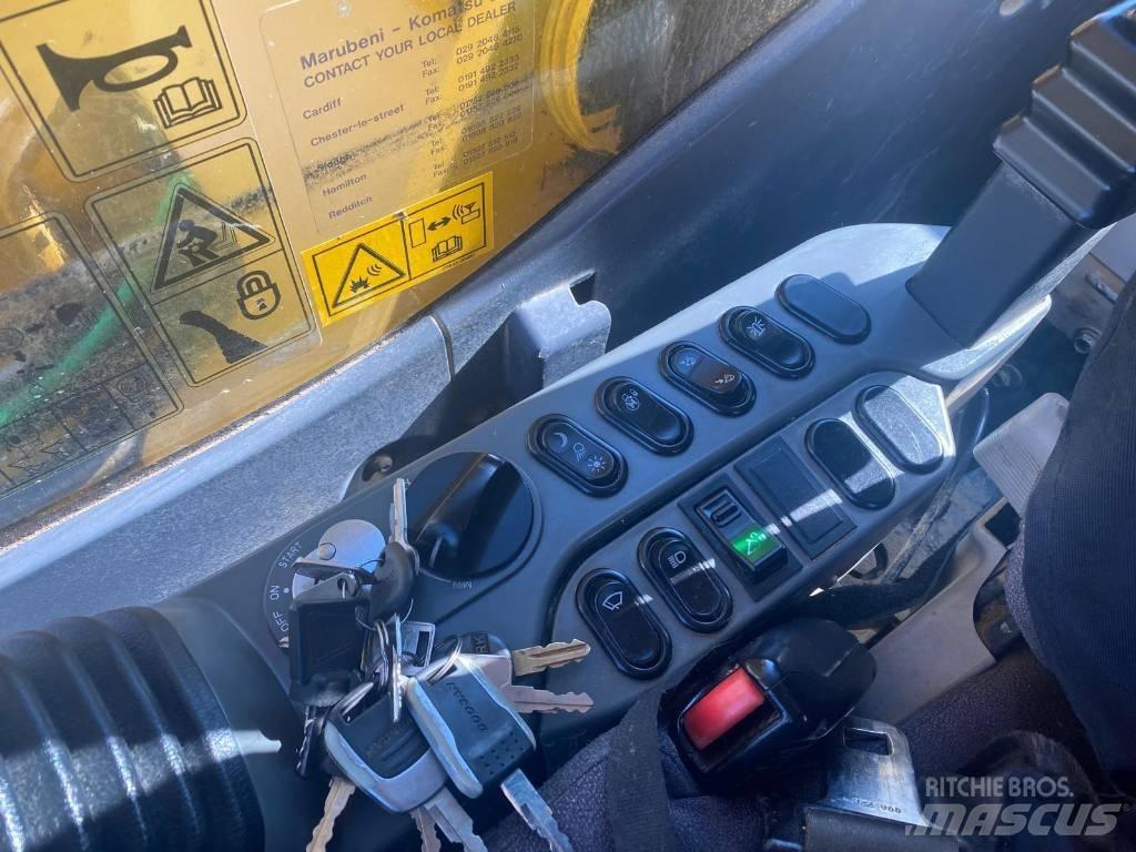 Komatsu PC 360 LC-10 حفارات زحافة