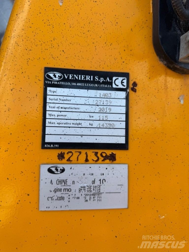 Venieri 11.63B لوادر بعجل