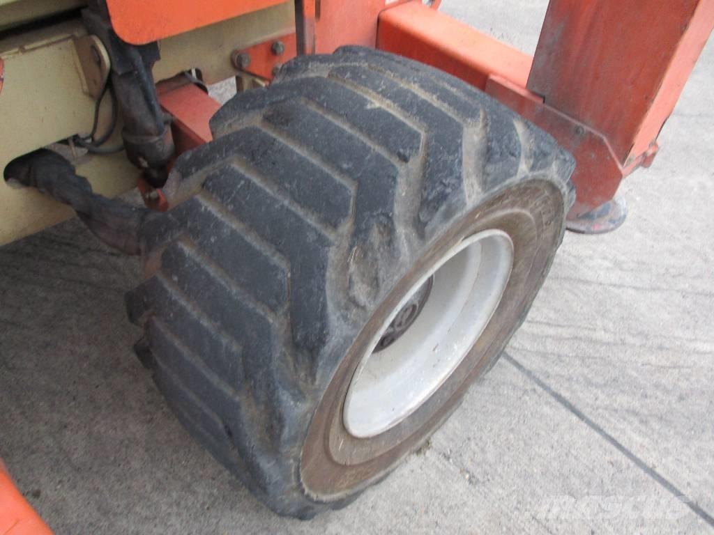 JLG 4394 RT (676) رافعات مقصية الشكل