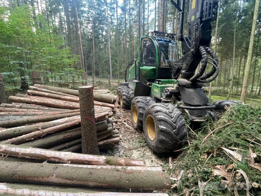 John Deere 1270 G حصادات