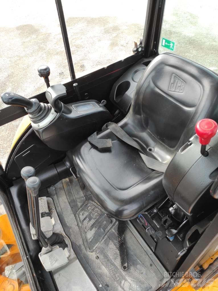 JCB 8025 حفارات صغيرة أقل من 7 طن (حفارات صغيرة)