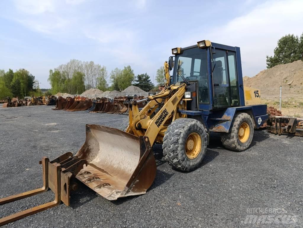 Hanomag 15 F لوادر بعجل