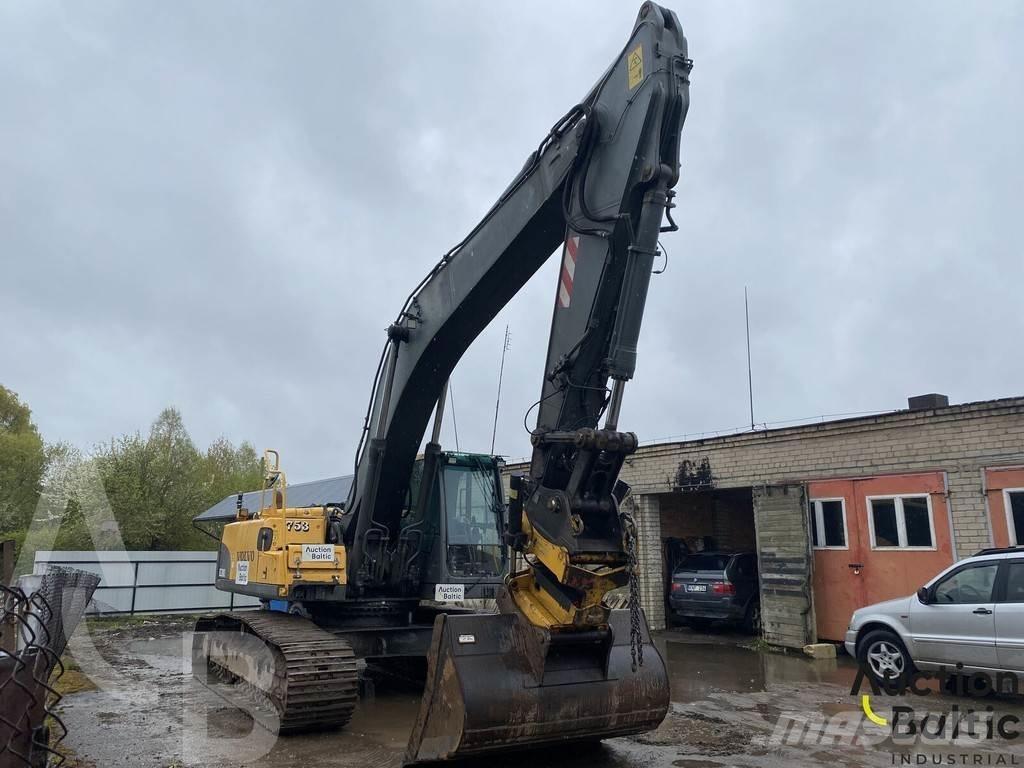 Volvo EC 290 C L حفارات زحافة