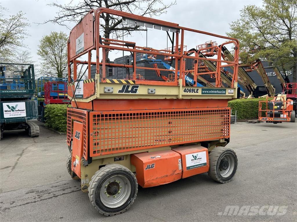 JLG 4069 LE (3614) رافعات مقصية الشكل