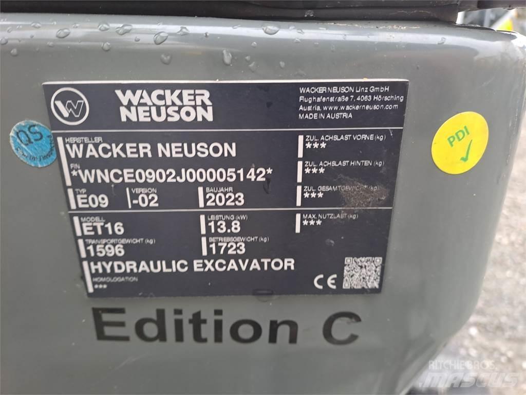 Wacker Neuson ET16 حفارات زحافة