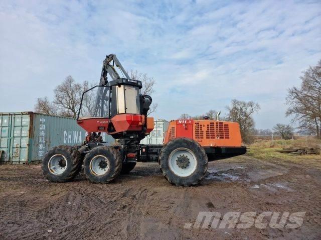 Valmet 911.3 حصادات