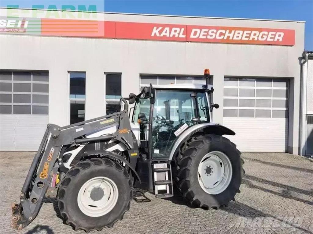 Valtra a 115 الجرارات
