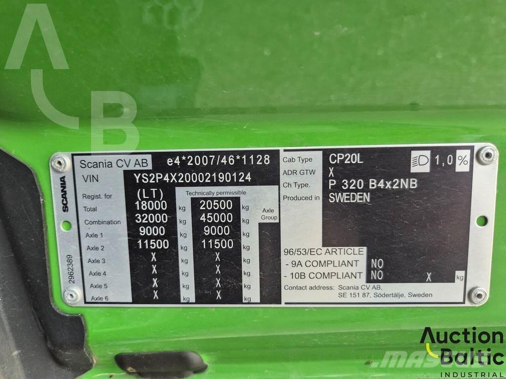 Scania P 320 شاحنات مسطحة/مفصلية الجوانب
