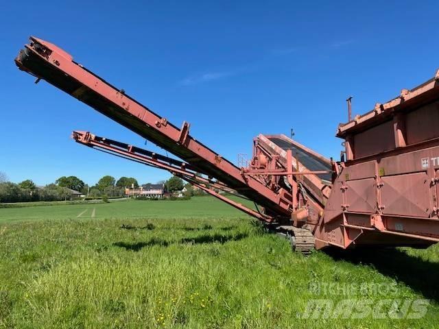 Terex Finlay 694T أجهزة فحص متنقلة