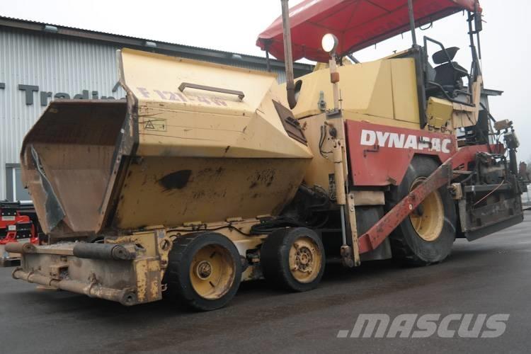 Dynapack F121 4WD معدات السفلتة