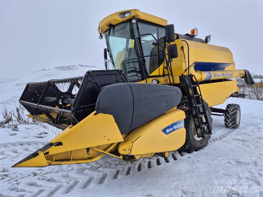 New Holland TC5050 حصادات