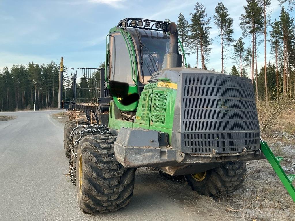 John Deere 1510G شاحنات