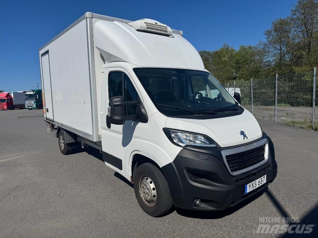 Peugeot Boxer شاحنة مقفلة