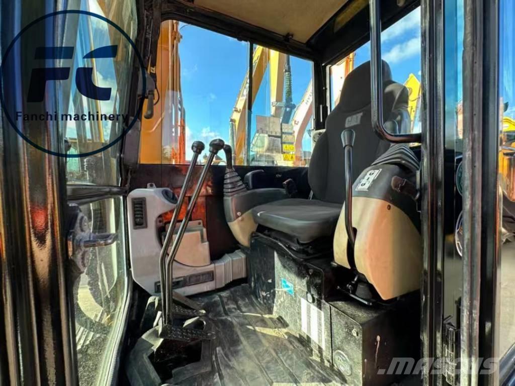 CAT 305.5E2 حفارات زحافة