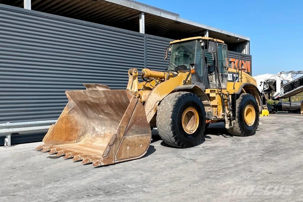 CAT 966H لوادر بعجل