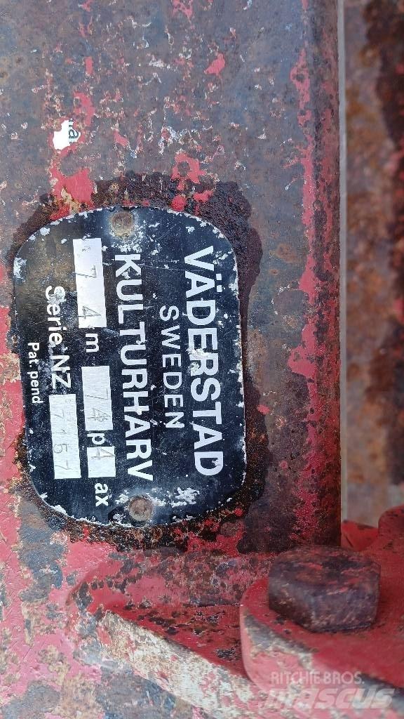Väderstad NZ كاسحات