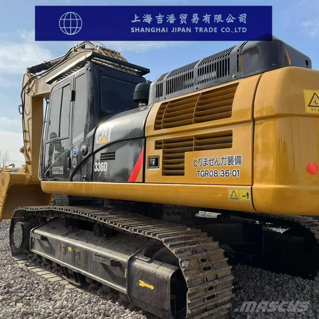 CAT 336 D حفارات زحافة