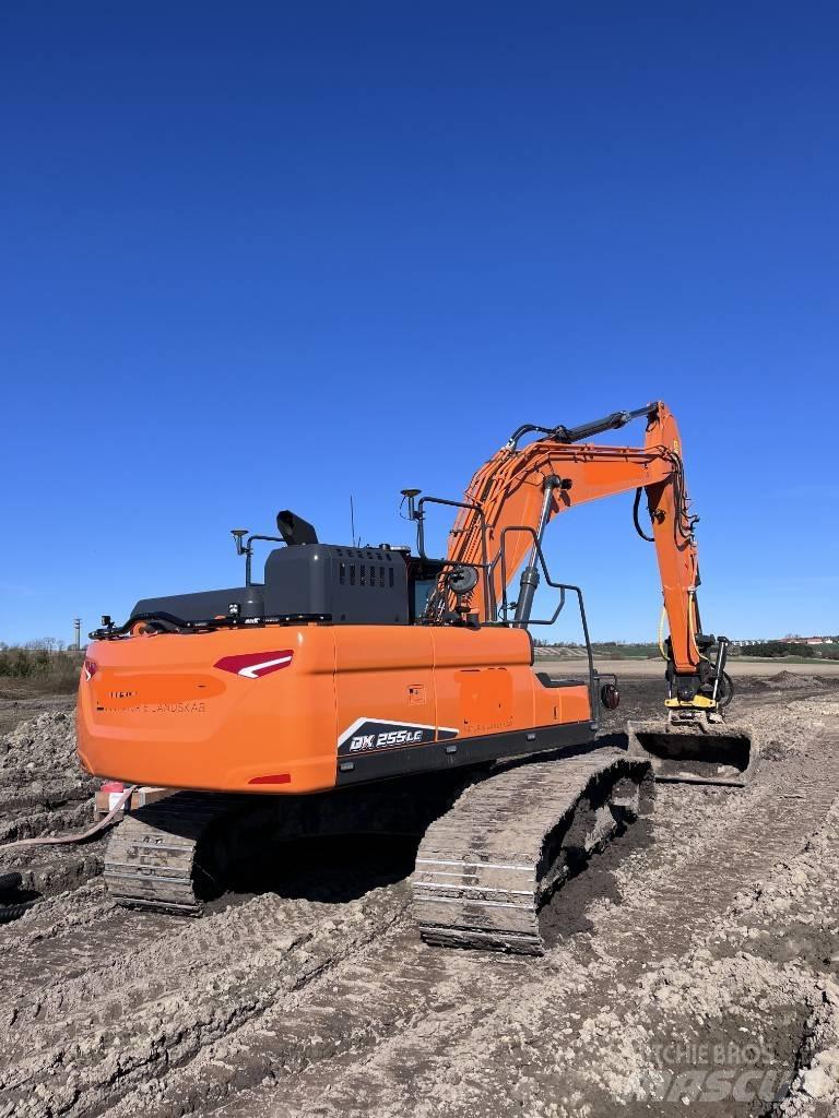 Doosan DX255 LC-7 حفارات زحافة