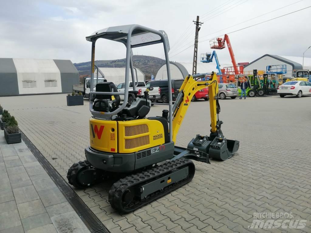 Wacker Neuson EZ 17 حفارات زحافة