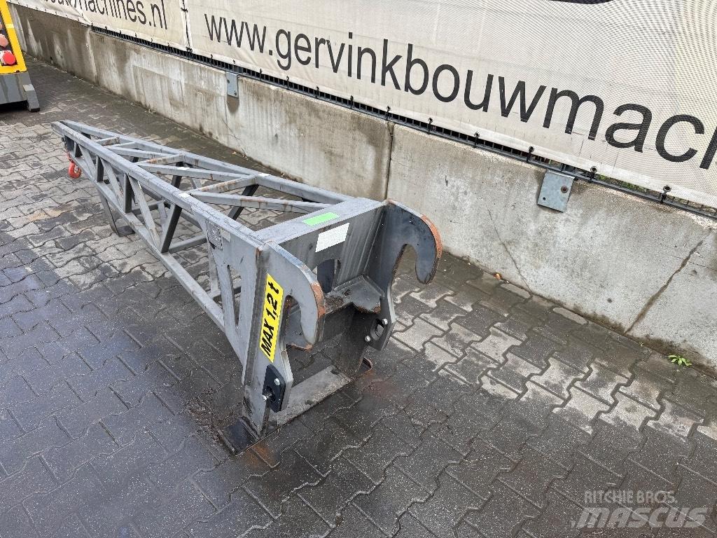 Bobcat Bud 4483 مكونات أخرى