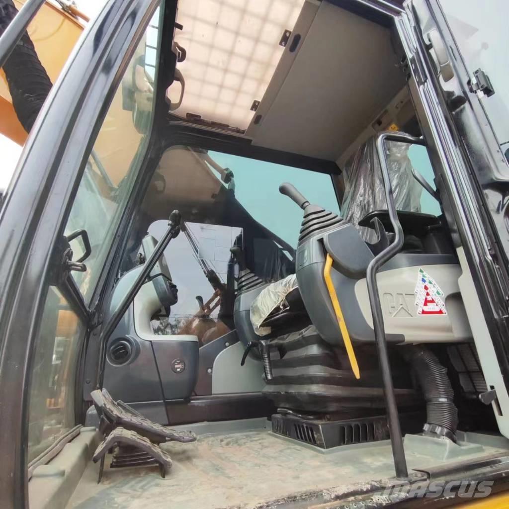 CAT 336 D L حفارات زحافة