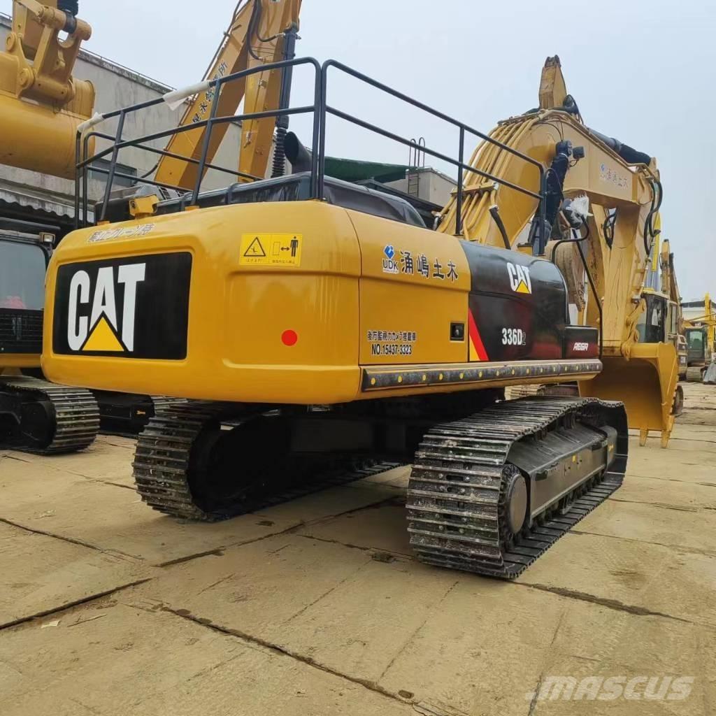CAT 336 D L حفارات زحافة