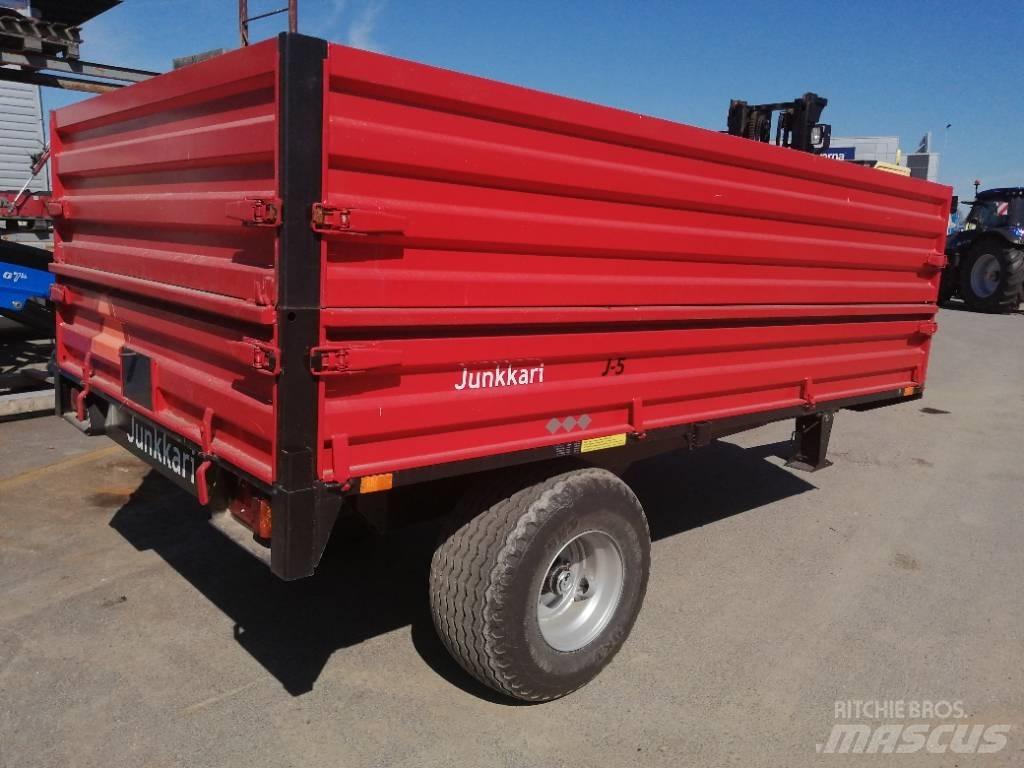 Junkkari J 5 مقطورات للأغراض العامة