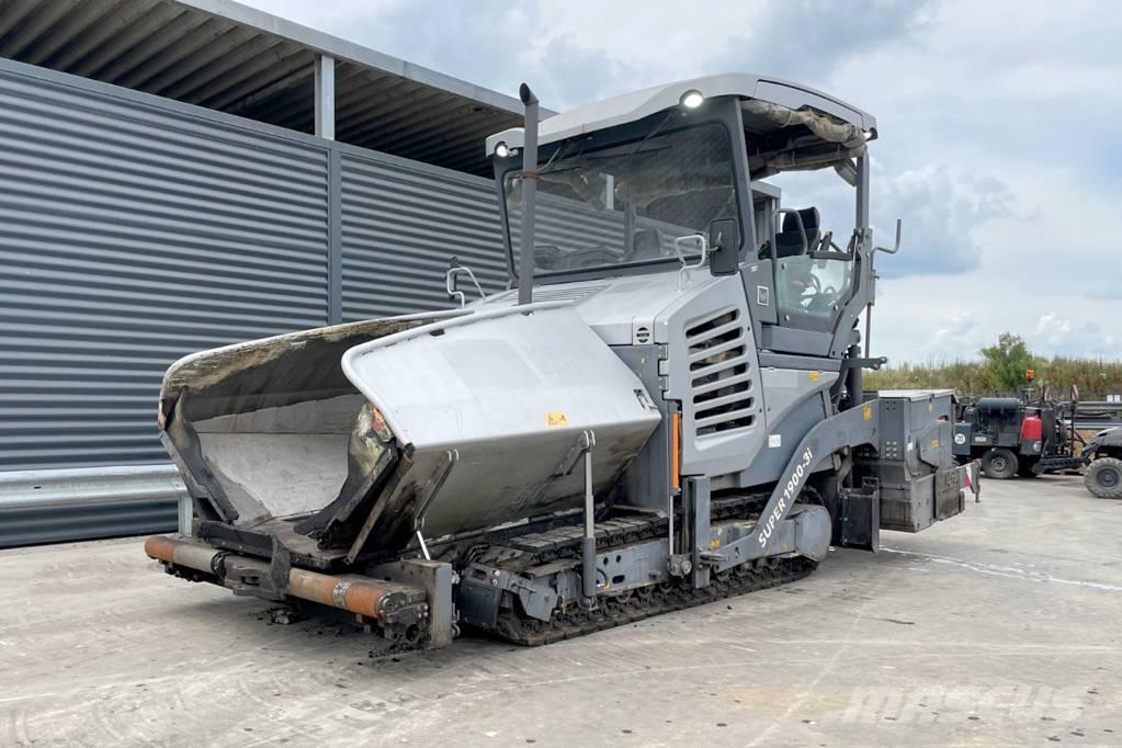 Vögele SUPER 1900-3I معدات السفلتة