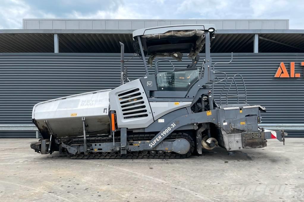 Vögele SUPER 1900-3I معدات السفلتة