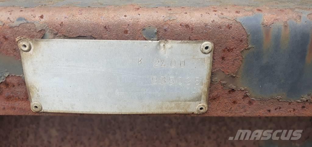 Vreten K2400 حراثات ونصول الجليد