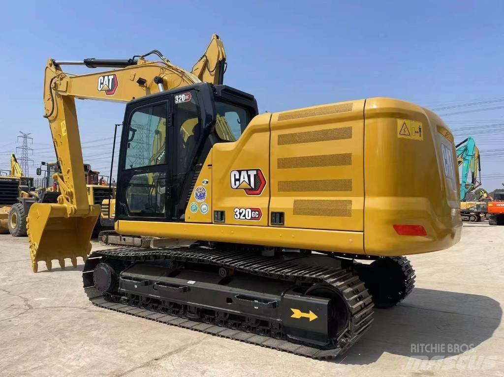 CAT 320GC حفارات زحافة