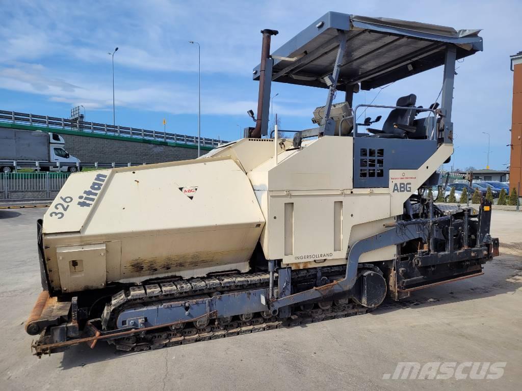 ABG Titan 326 معدات السفلتة