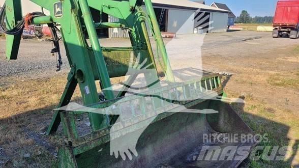 John Deere 740 ملحقات أخرى للجرارات
