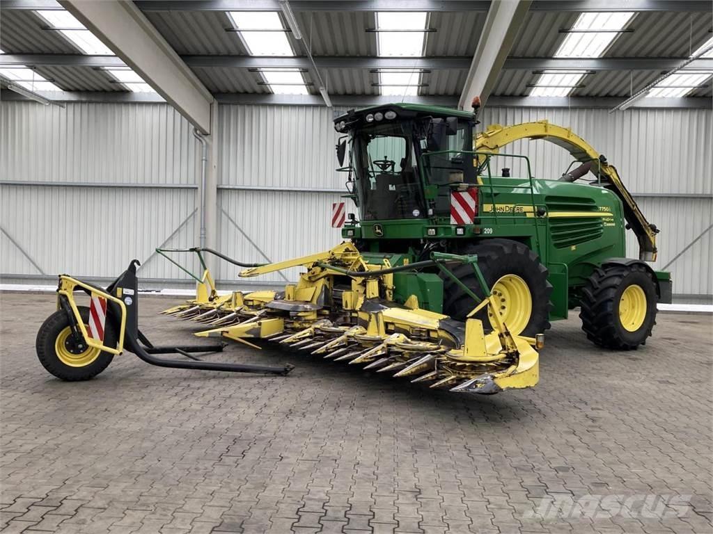 John Deere 7750i علافات ذاتية الدفع
