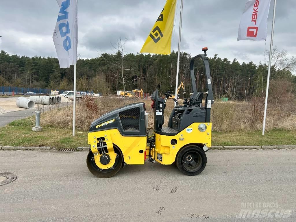Bomag BW 100 AC-5 مداحل ثنائية الاسطوانة