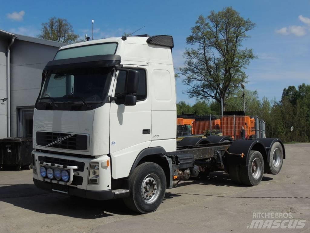 Volvo FH 400 شاحنات بمقصورة وهيكل