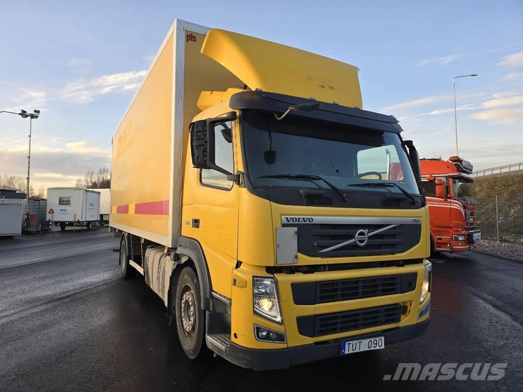 Volvo FM 330 شاحنات ذات هيكل صندوقي