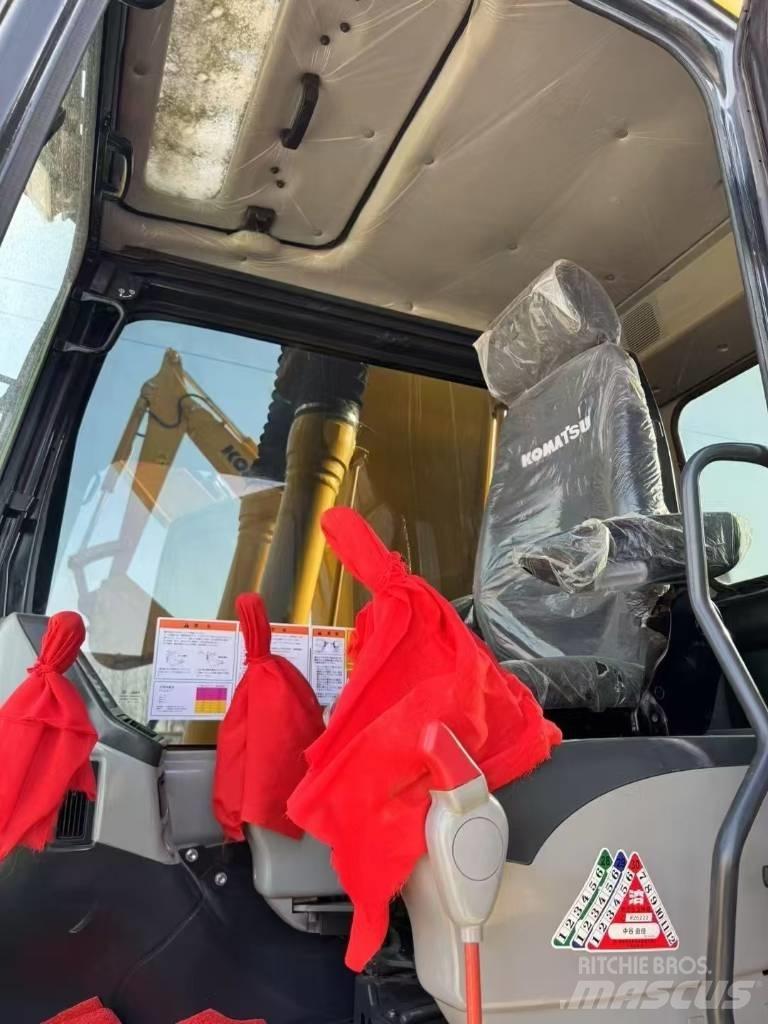 Komatsu 160LC-7 حفارات زحافة