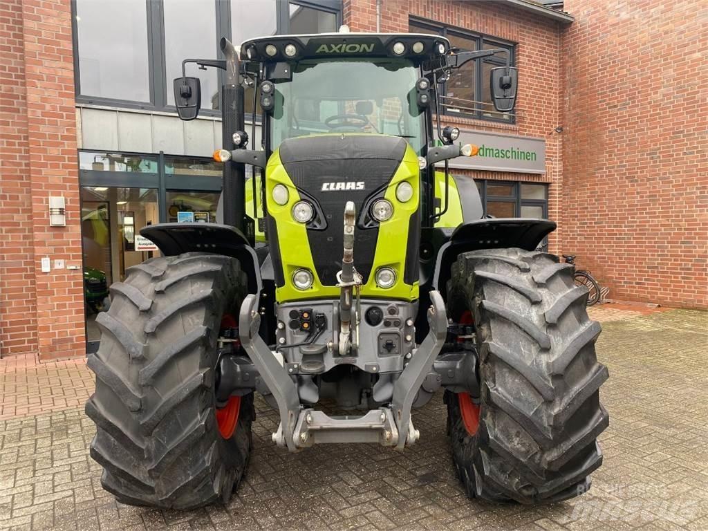 CLAAS Axion 810 الجرارات