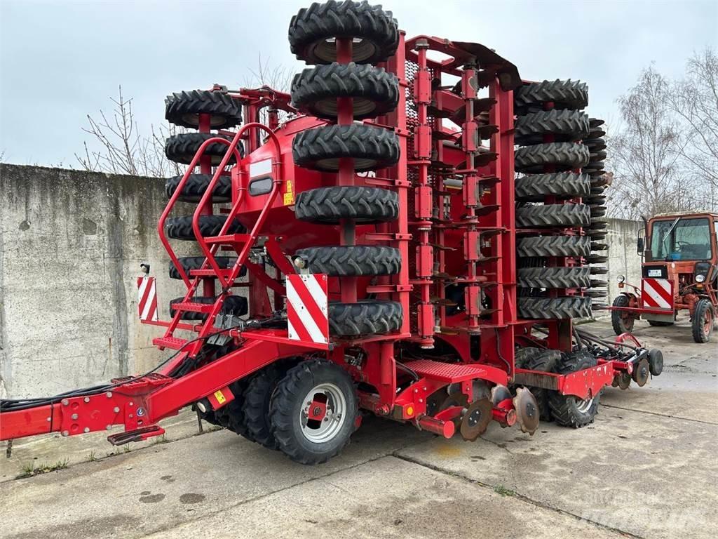 Horsch Pronto 8 DC مثاقيب مدمجة