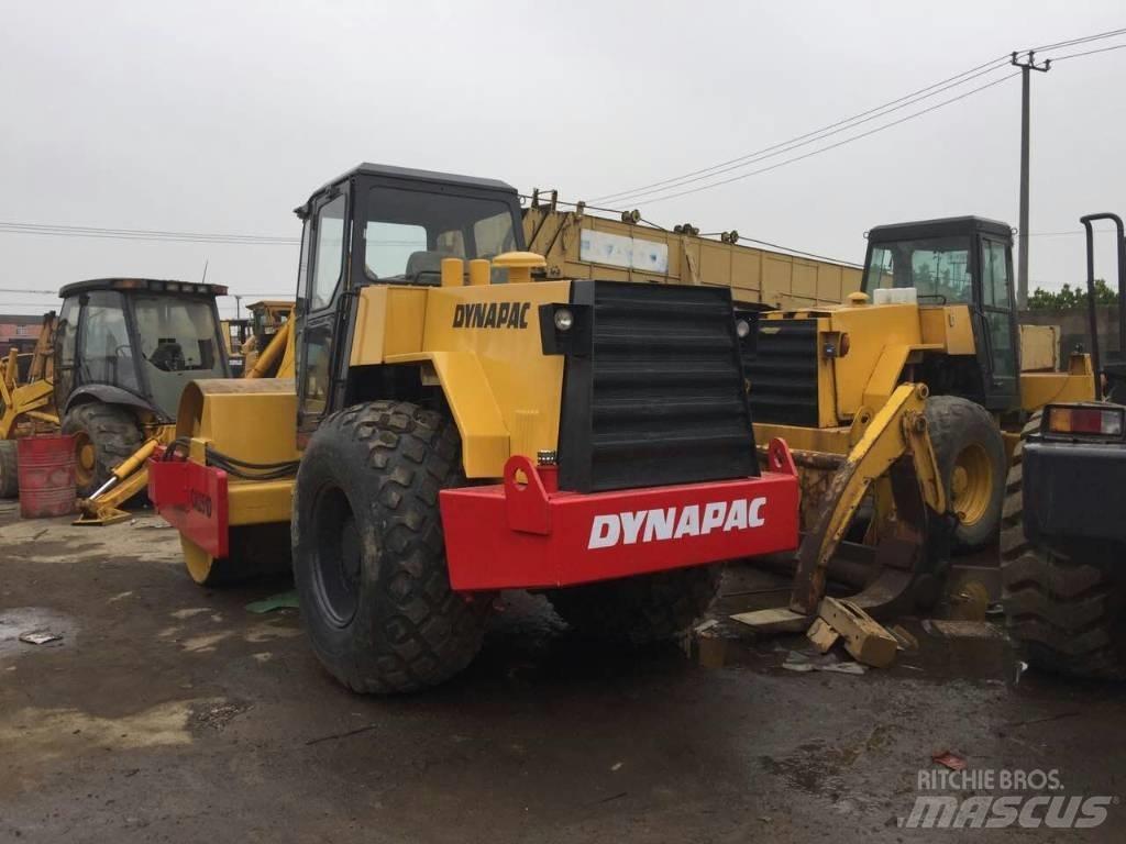 Dynapac CA 25 D مداحل أحادية الأسطوانة