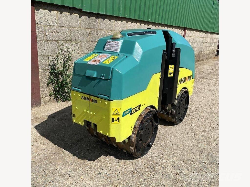 Ammann ARR 1575 مداحل ثنائية الاسطوانة