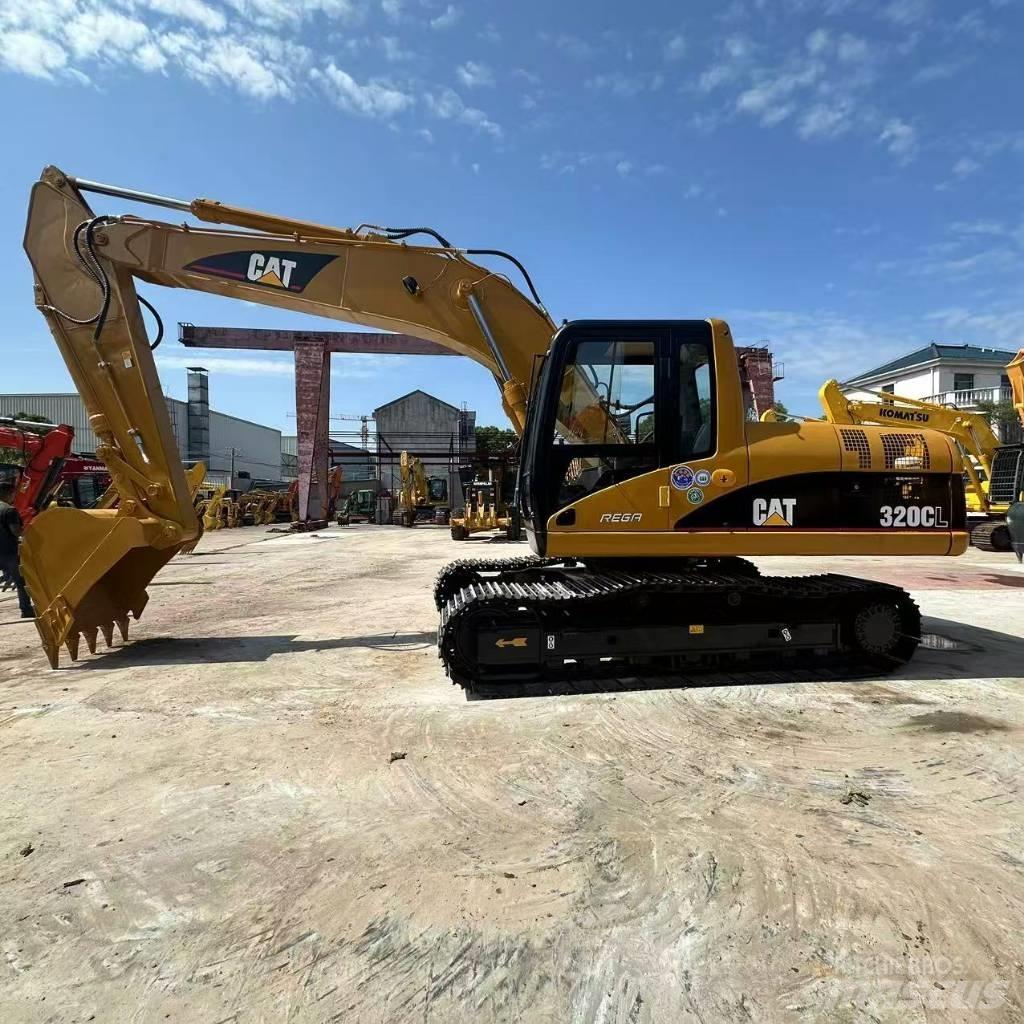 CAT 320 C L حفارات زحافة