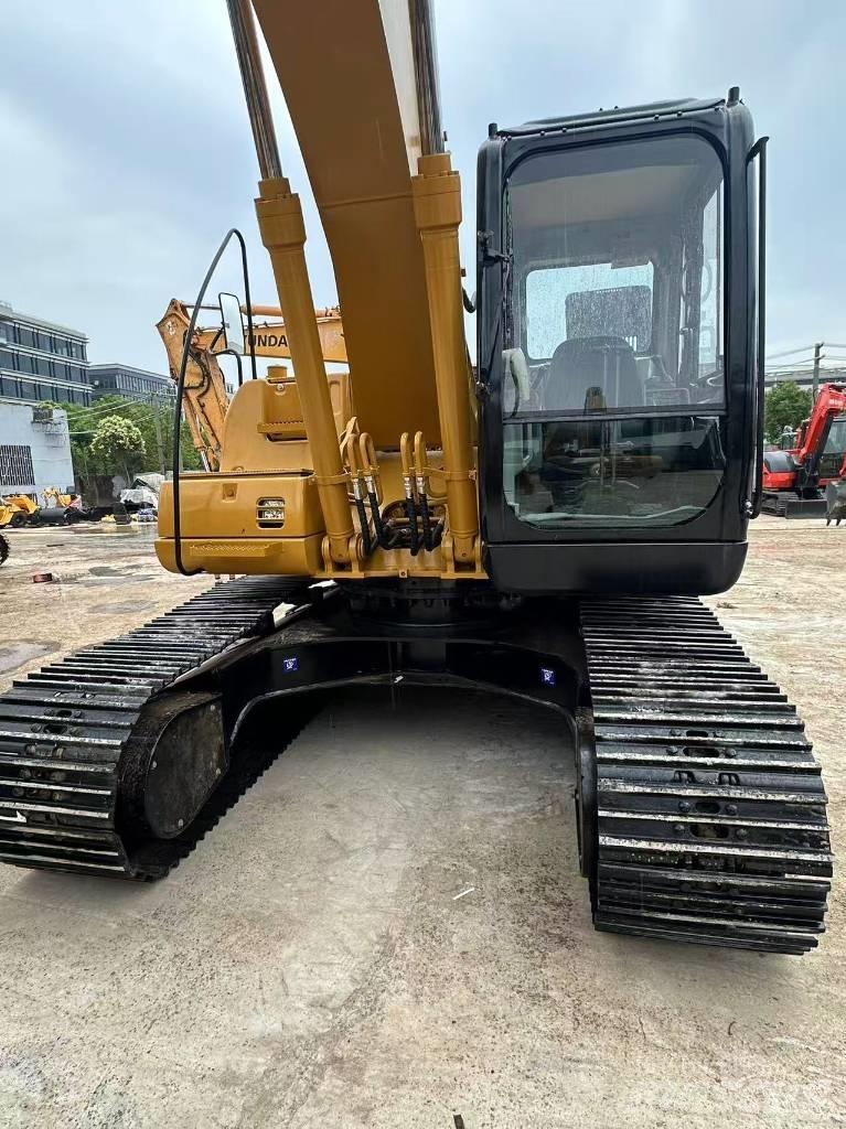 CAT 320 C L حفارات زحافة