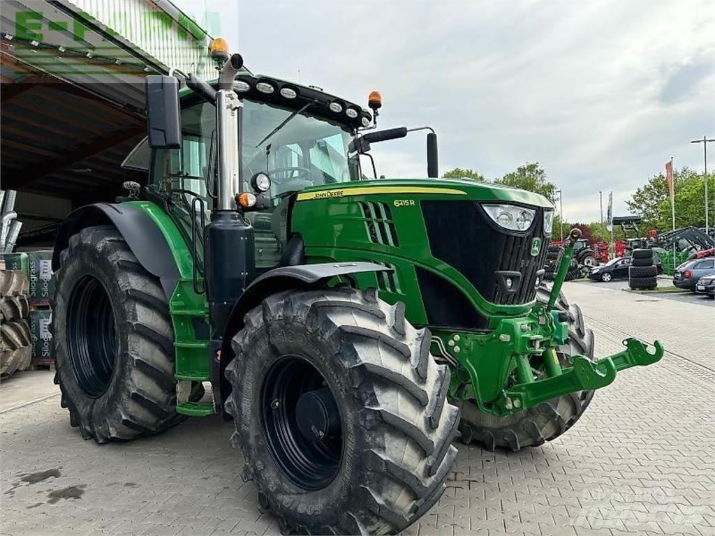 John Deere 6215 r الجرارات