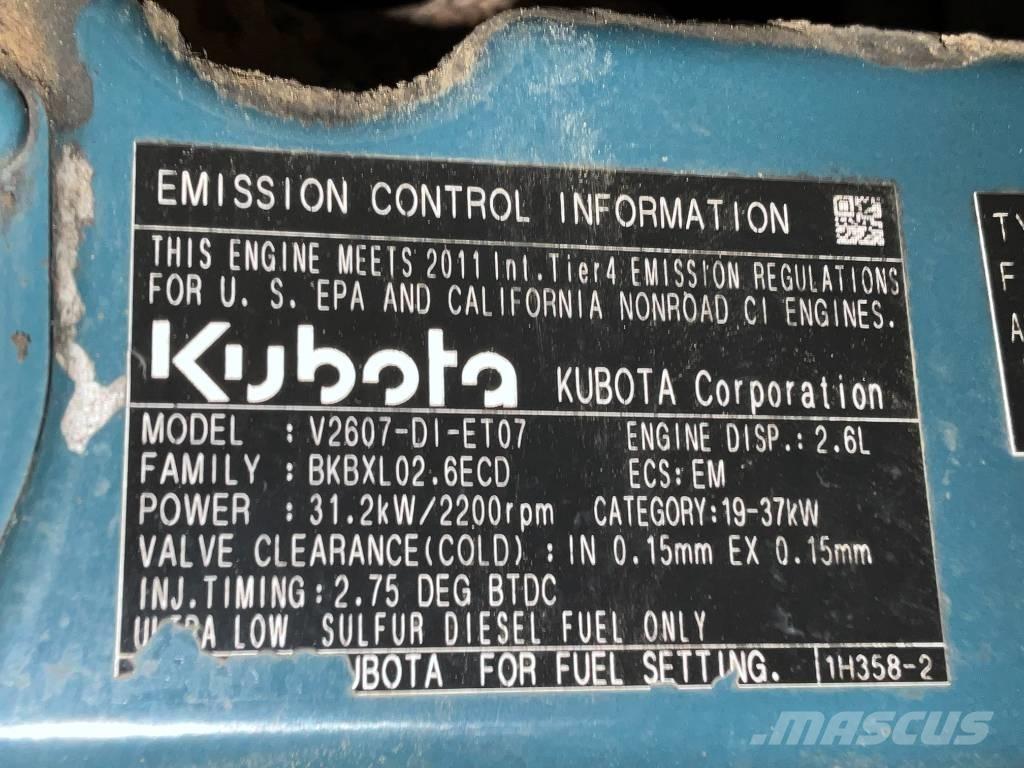 Kubota U 48-4 حفارات صغيرة أقل من 7 طن (حفارات صغيرة)